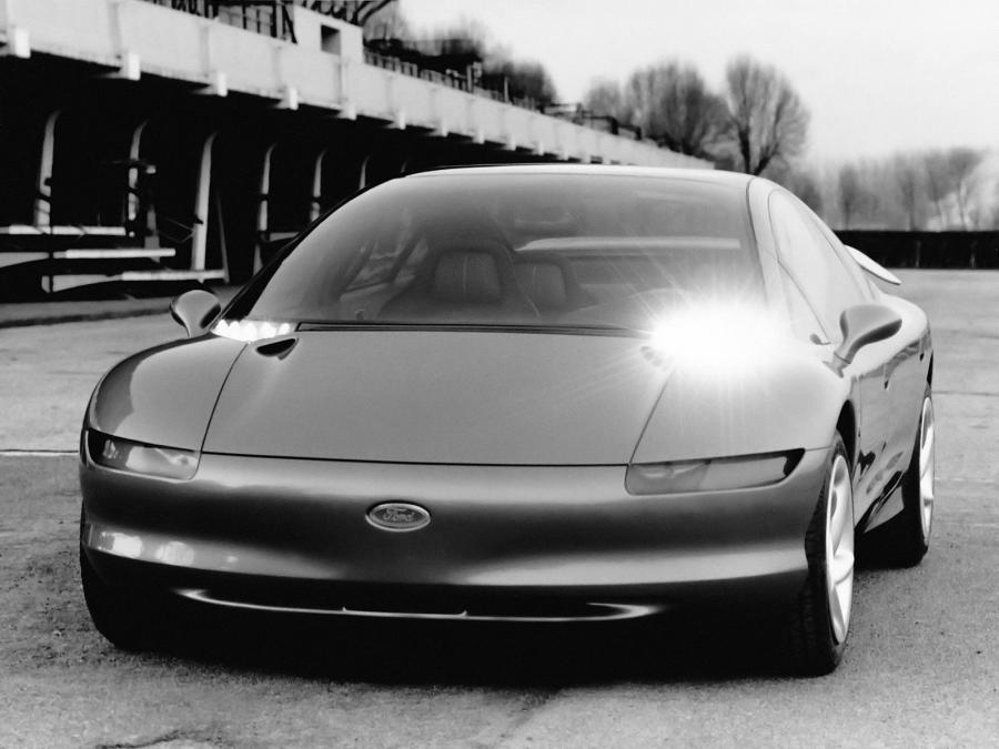  Ford Via Concept 1989 года  (фото 1 из 4)